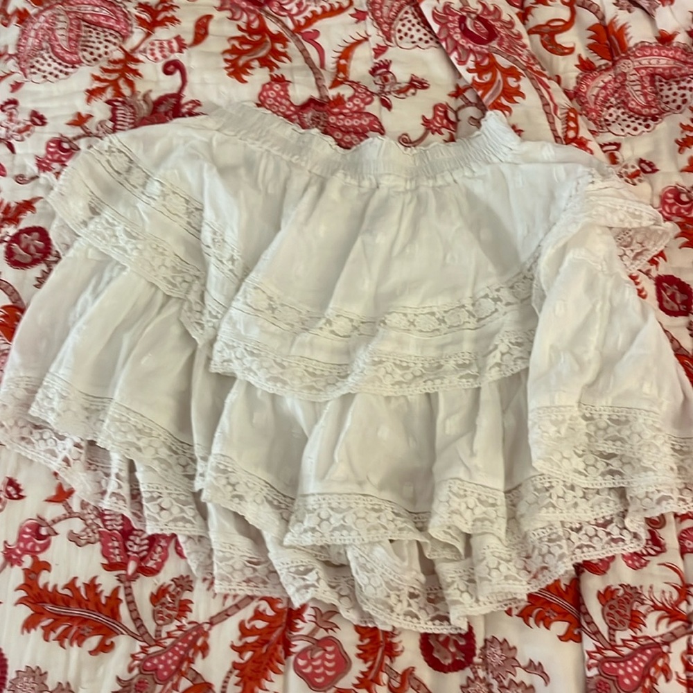 American Eagle ruffled lace skirt